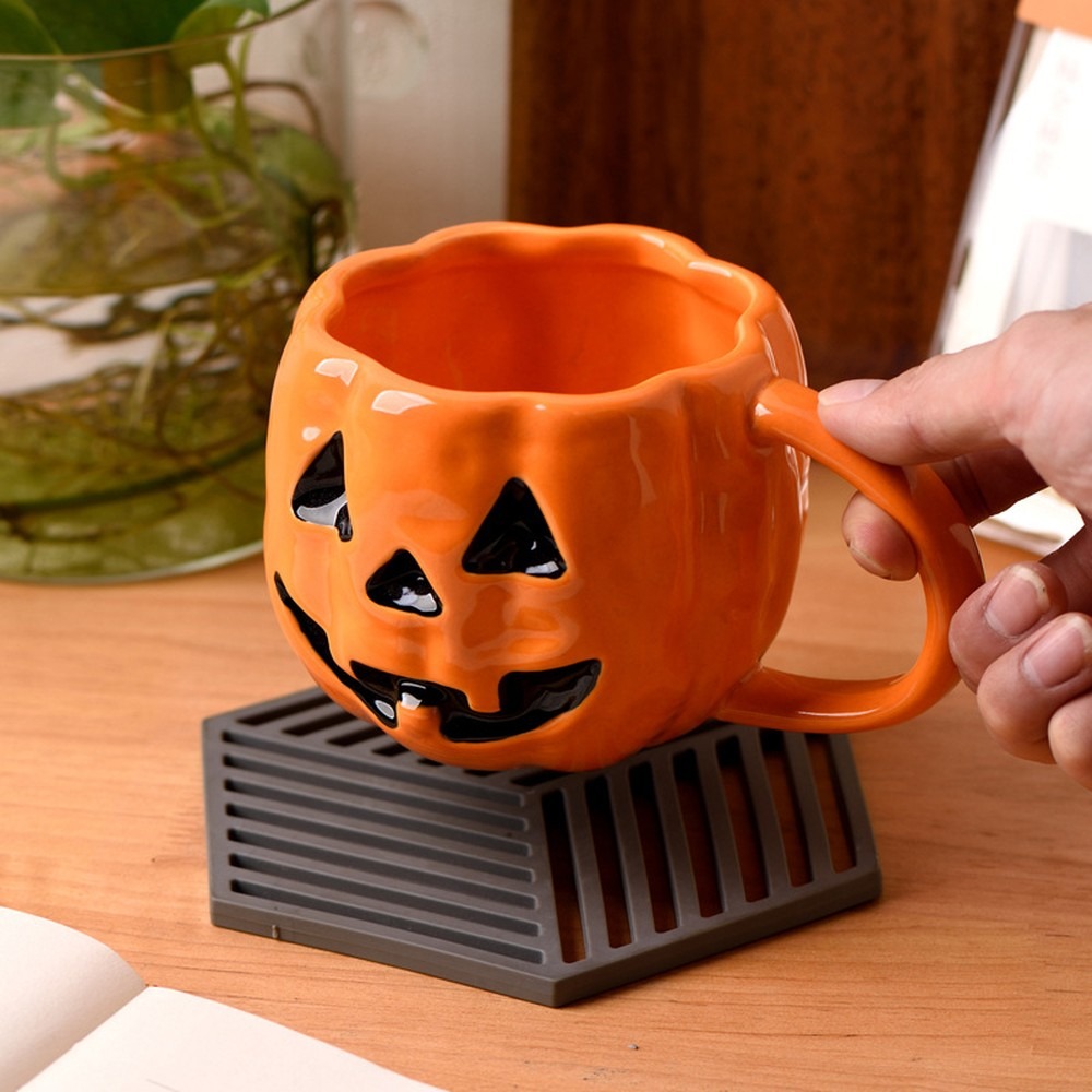 Tazza in Ceramica a Forma di Z - Coffee Tea Friends recensione e prezzo